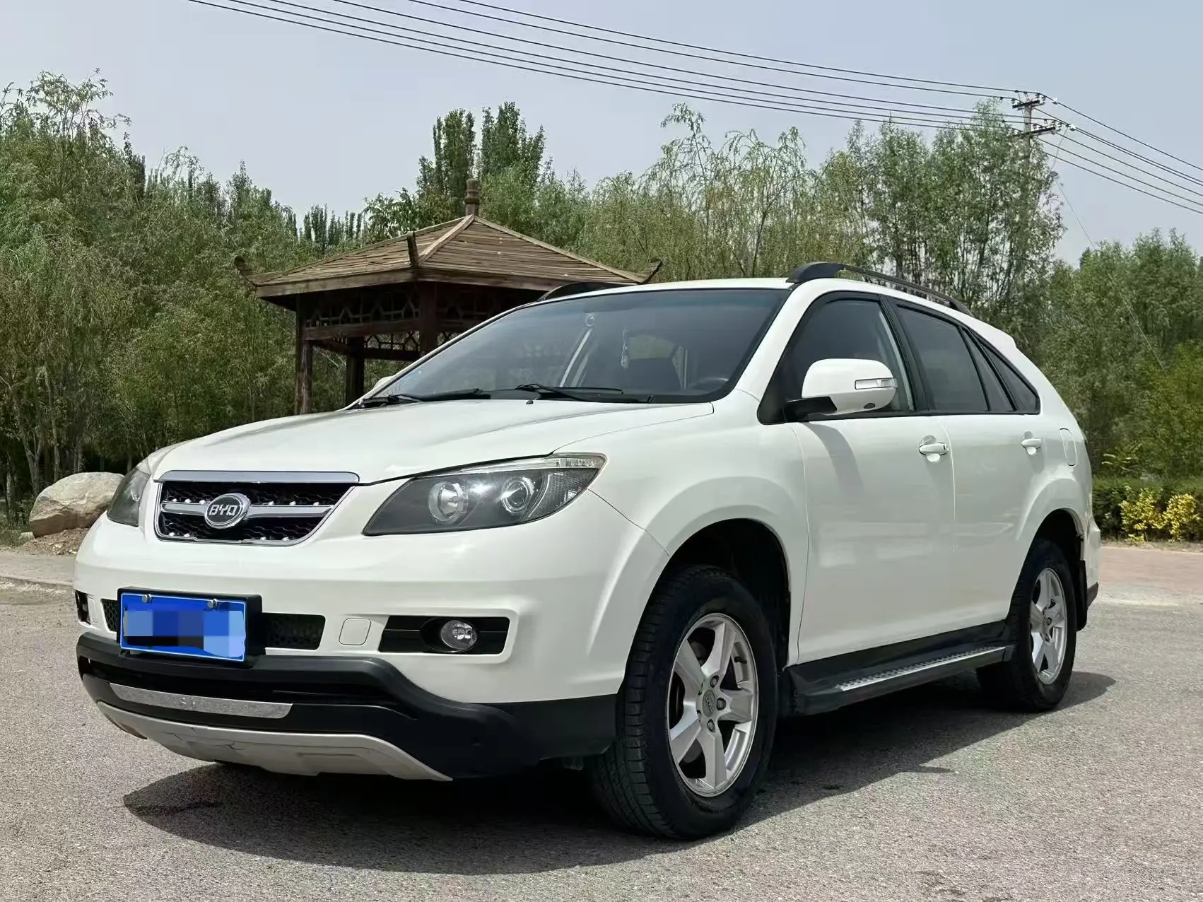 BYD S6