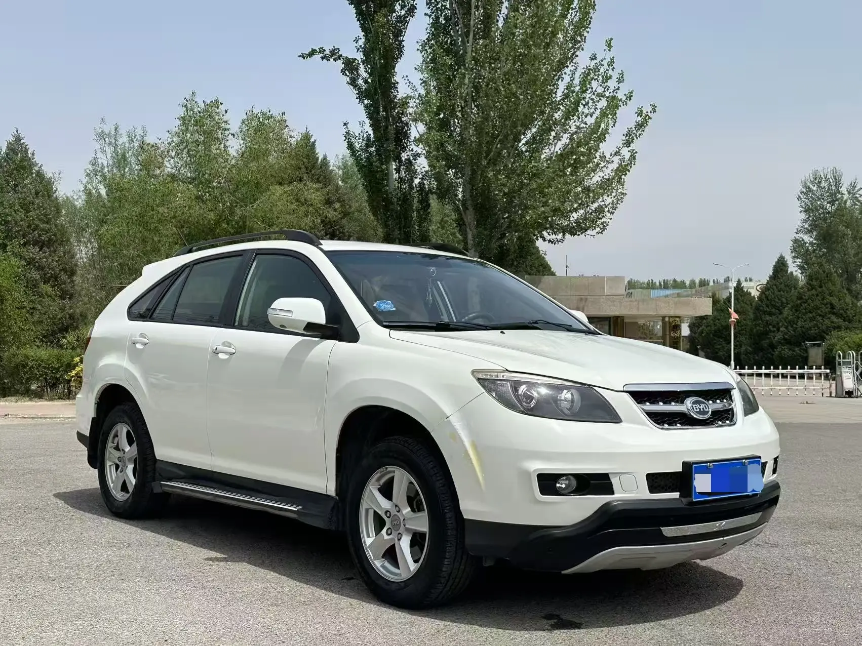 BYD S6