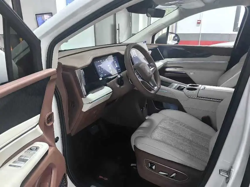 BYD Summer