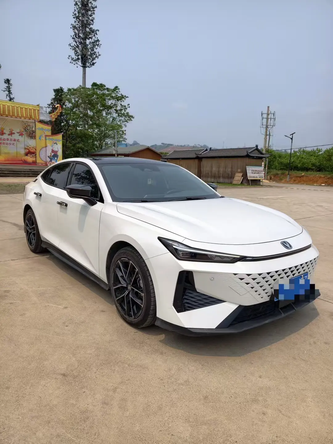 Changan UNI-V