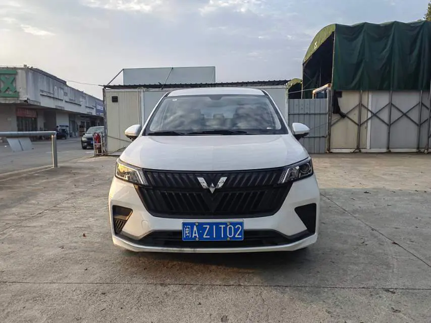 Wuling Jiachen