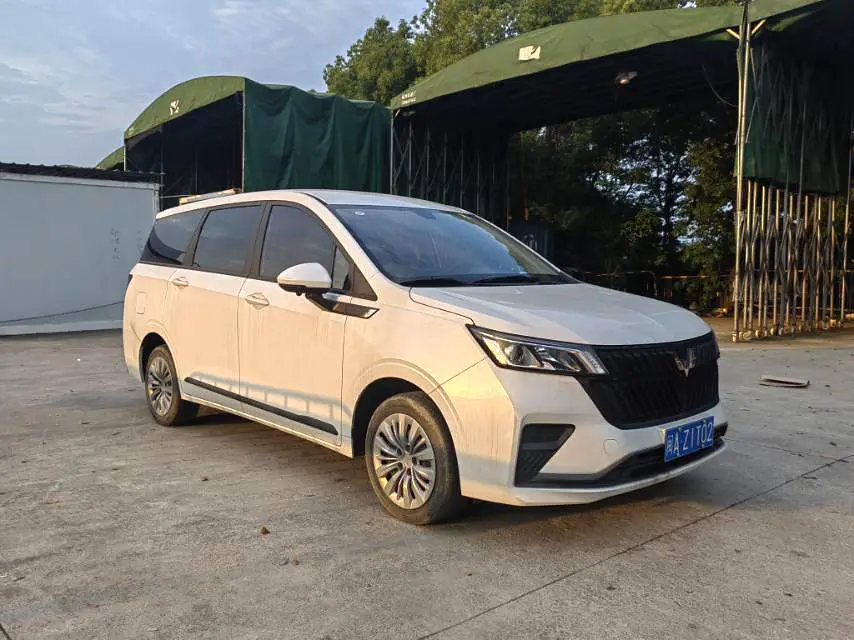 Wuling Jiachen