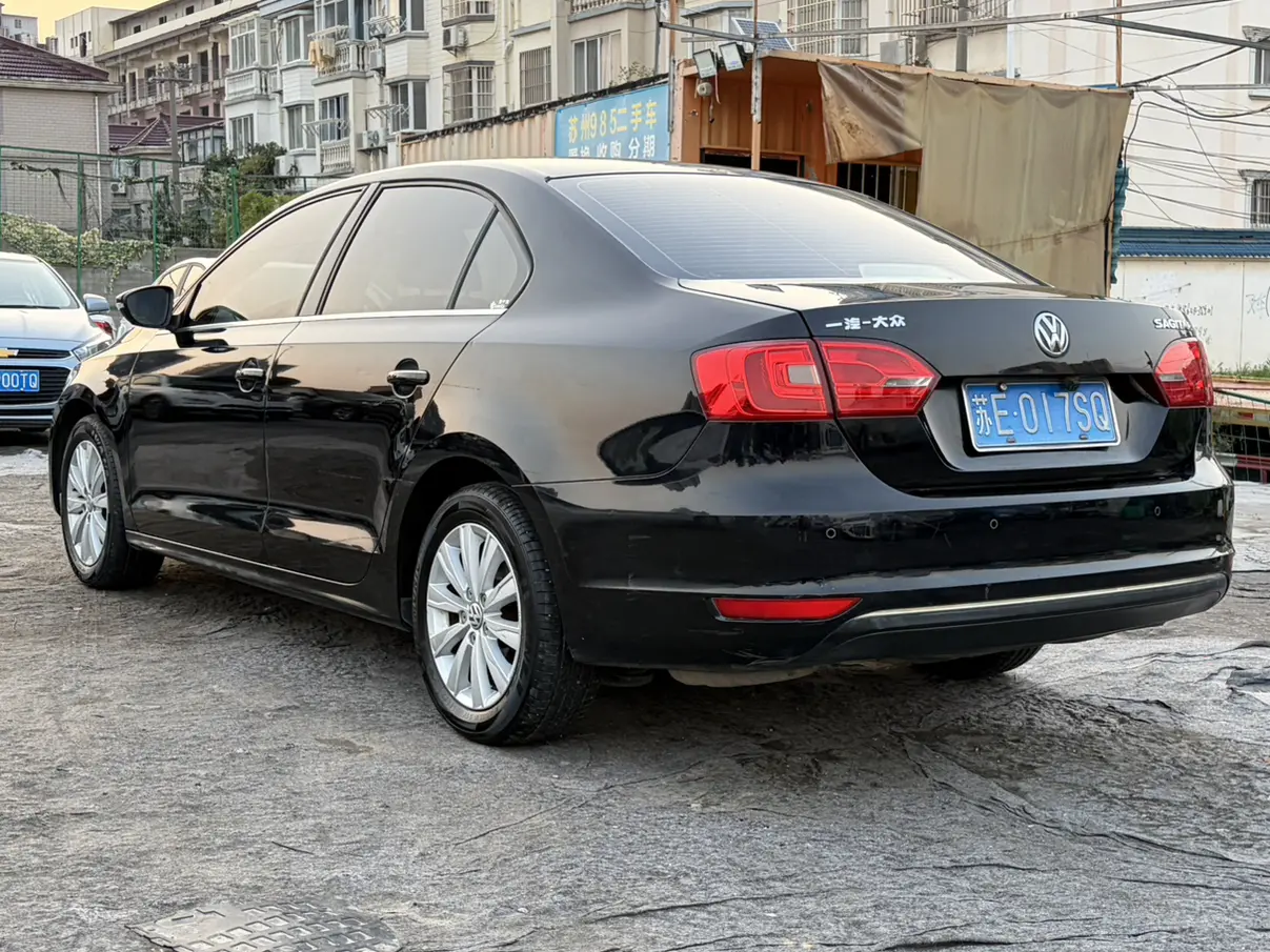 Volkswagen Sagitar