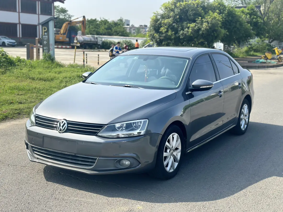 Volkswagen Sagitar