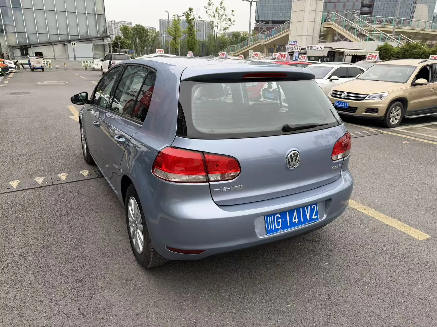 Volkswagen golf