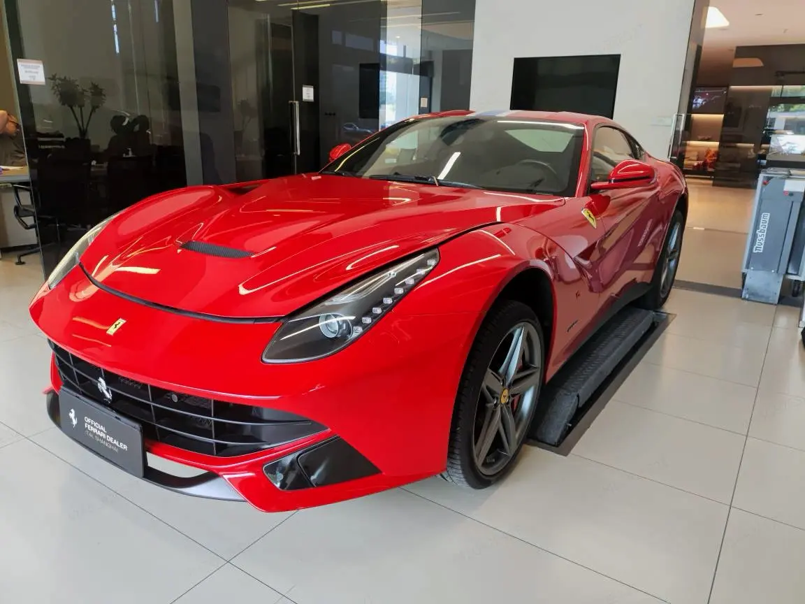 Ferrari F12berlinetta
