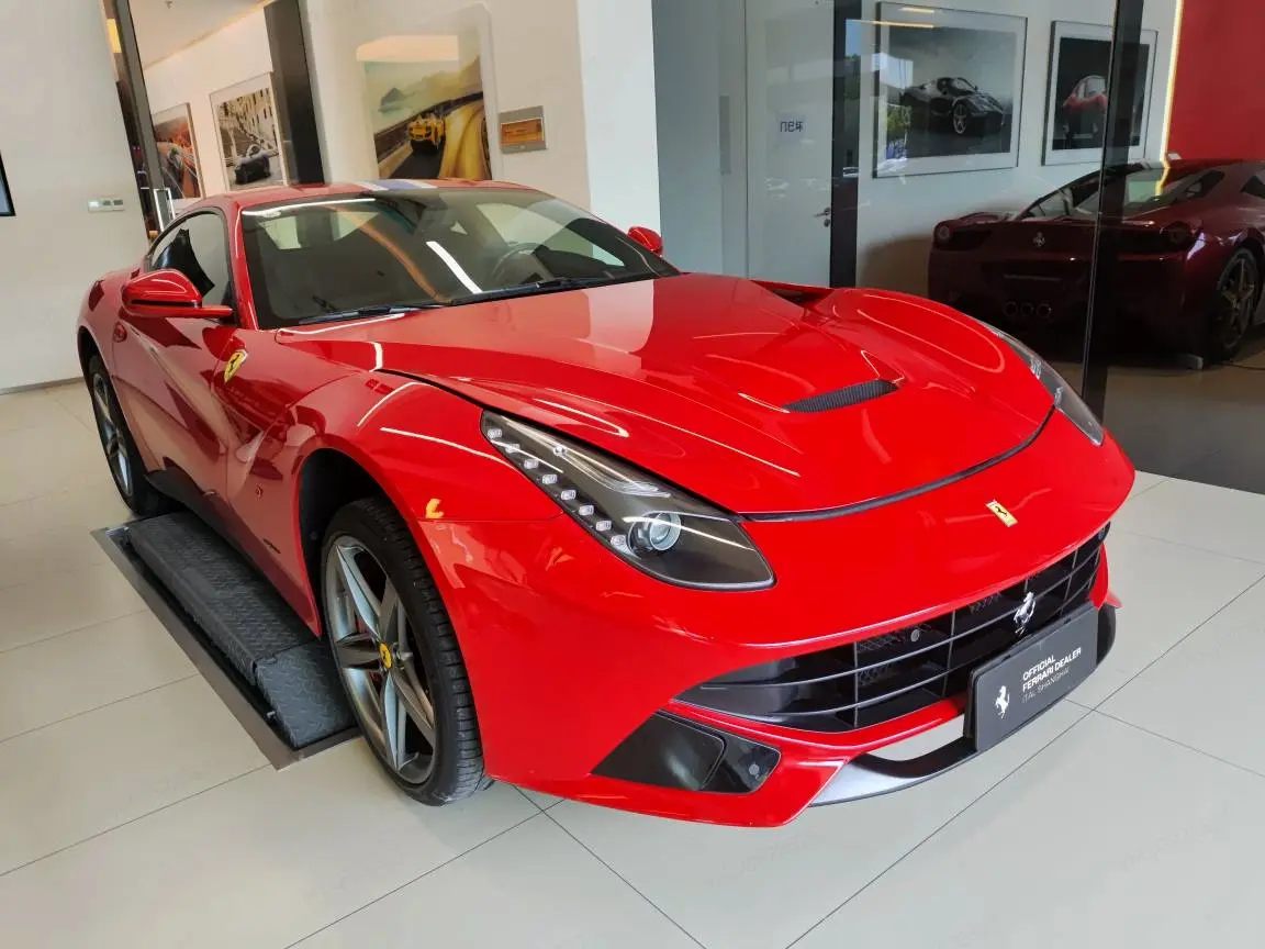 Ferrari F12berlinetta