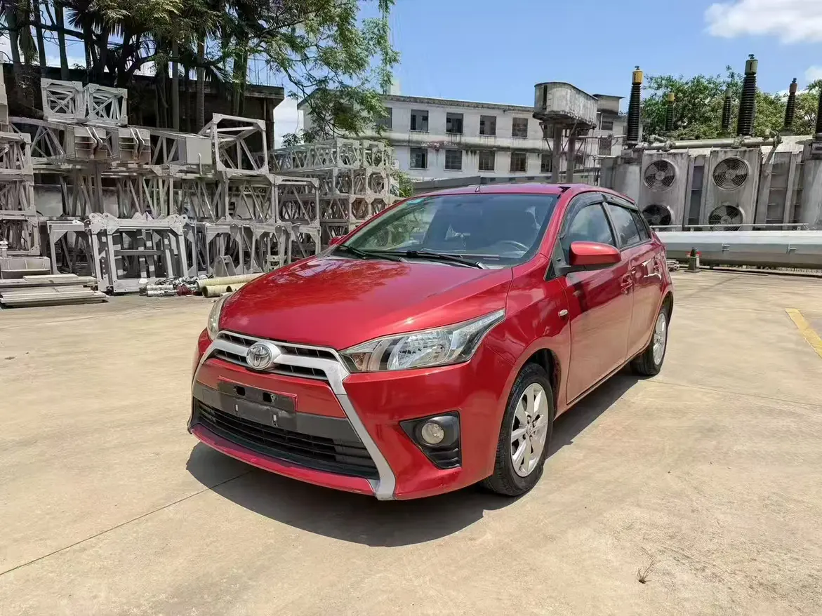 Toyota Yaris L
