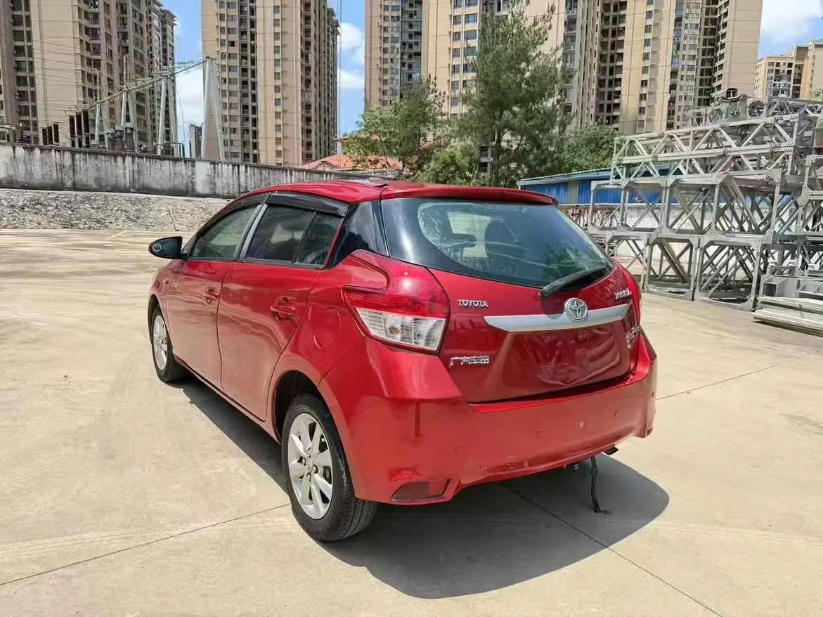 Toyota Yaris L