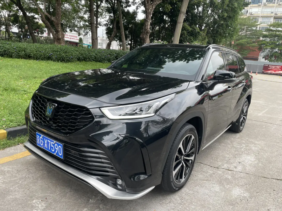 Toyota Crown Kluger