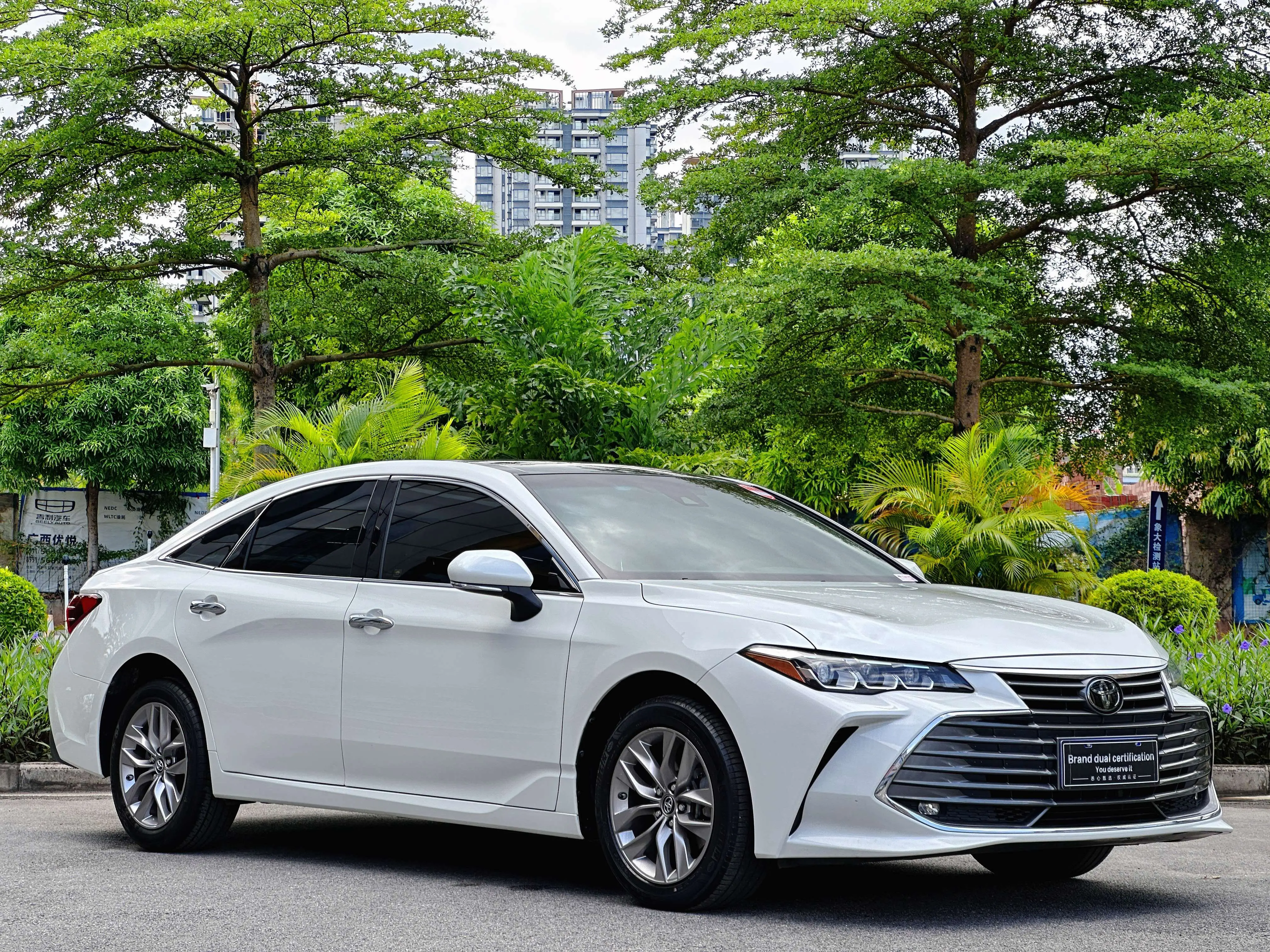 Toyota Avalon