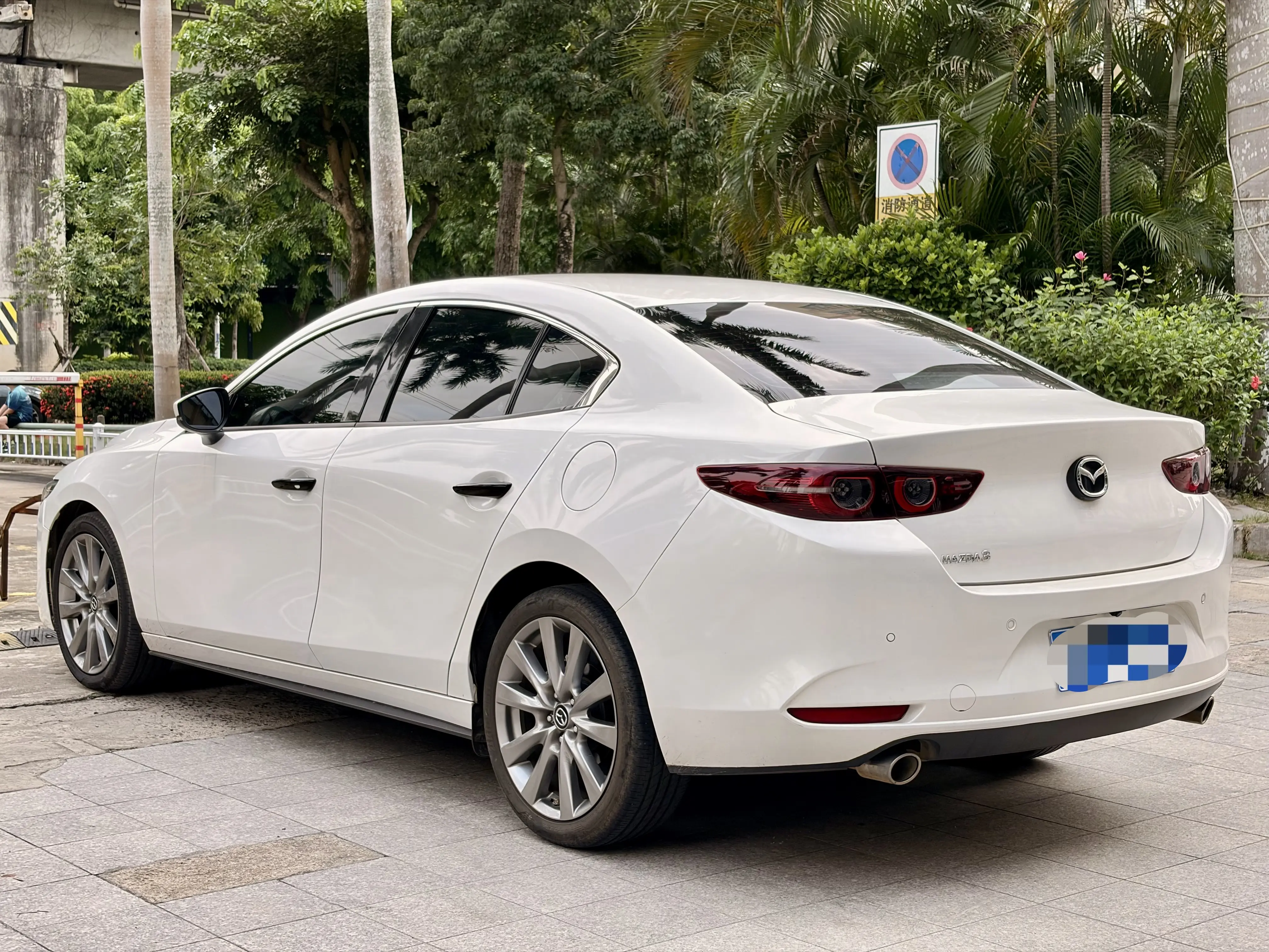 Mazda Axela