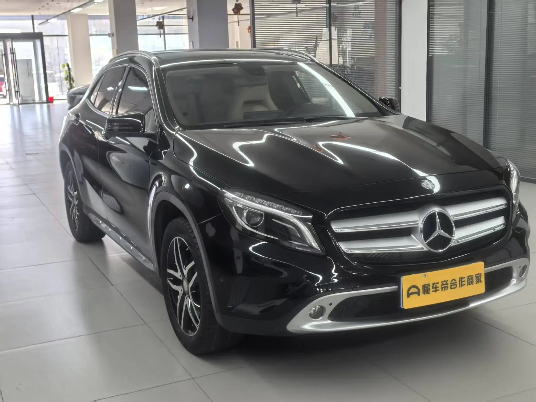 Mercedes-Benz GLA