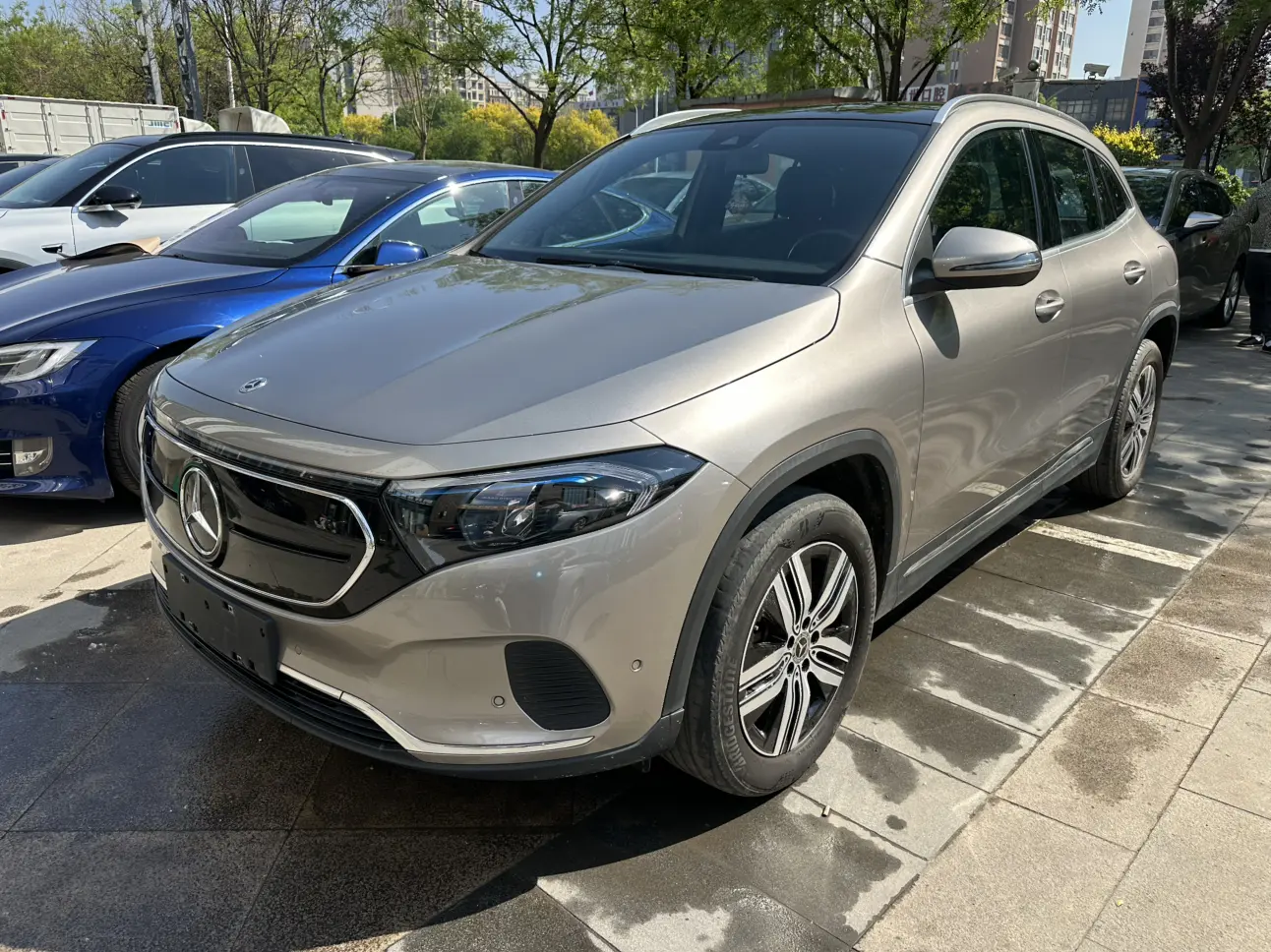 Mercedes-Benz Mercedes Benz EQA