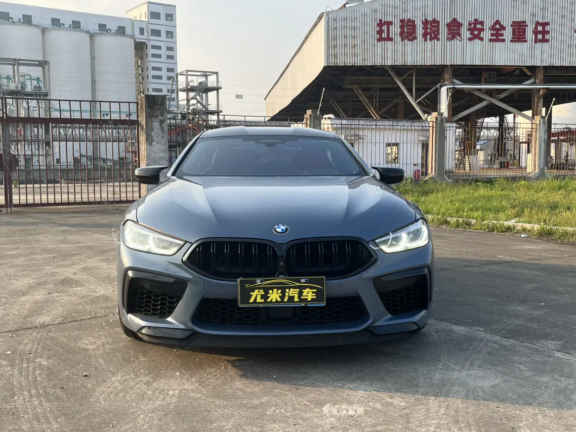 BMW M8