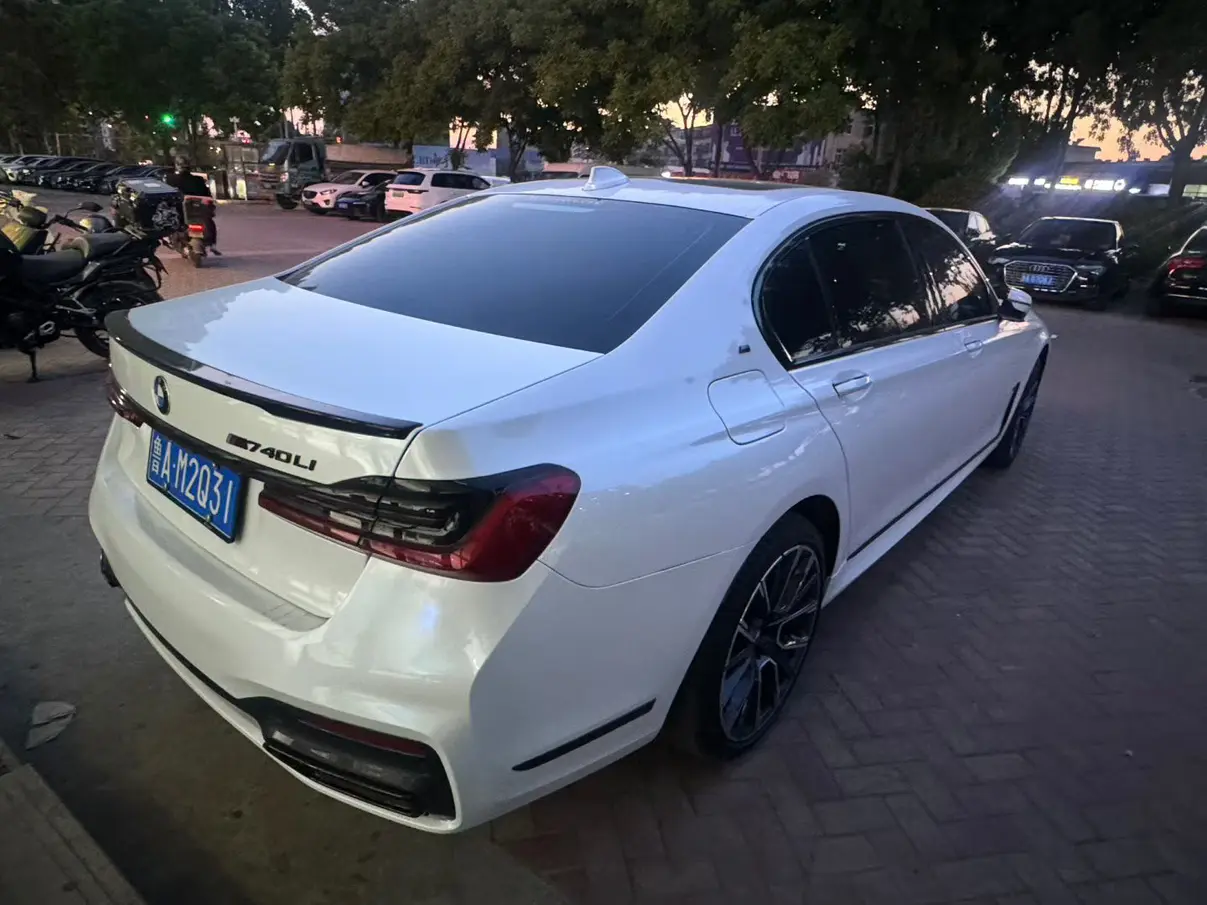 BMW 7 Series