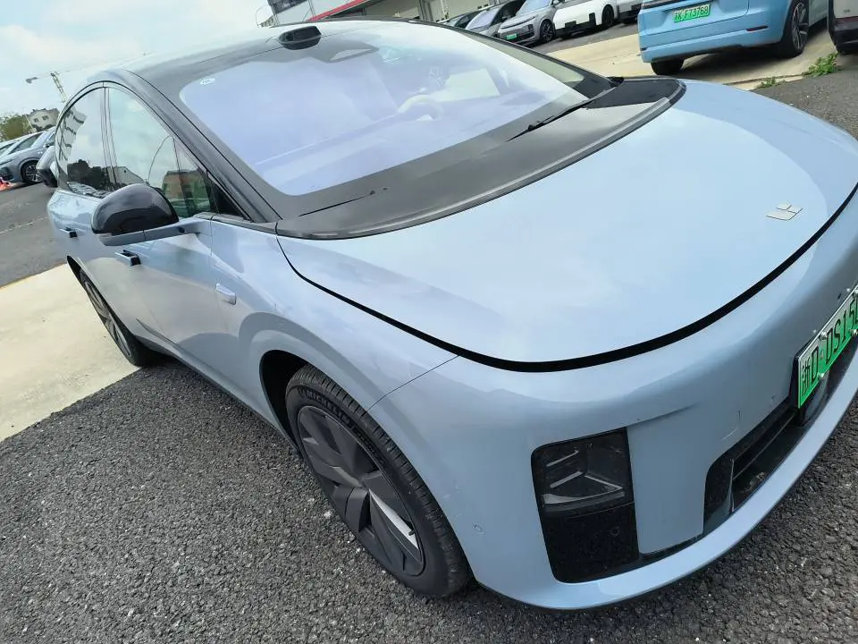 Li Ideal i8