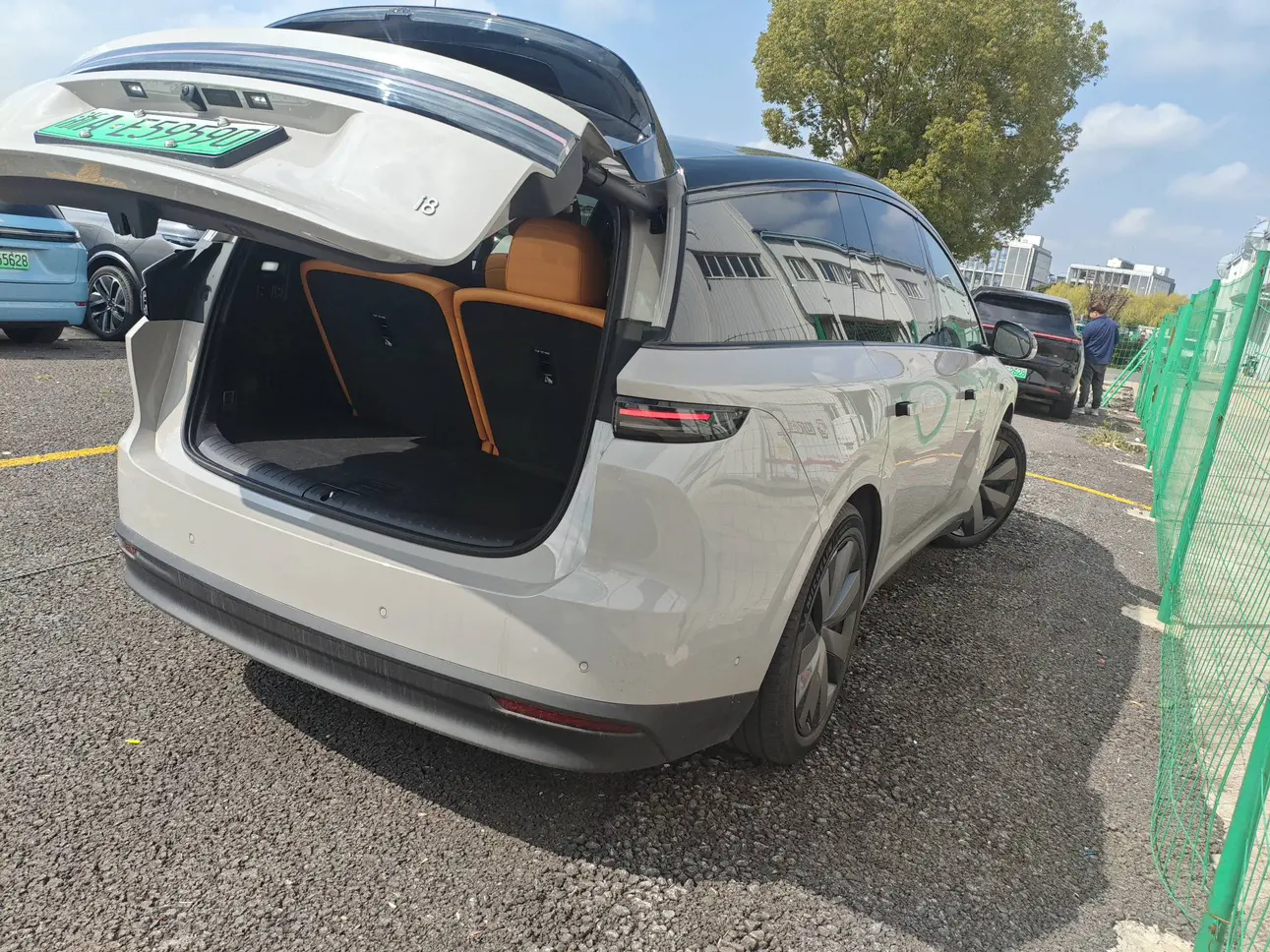 Li Ideal i8