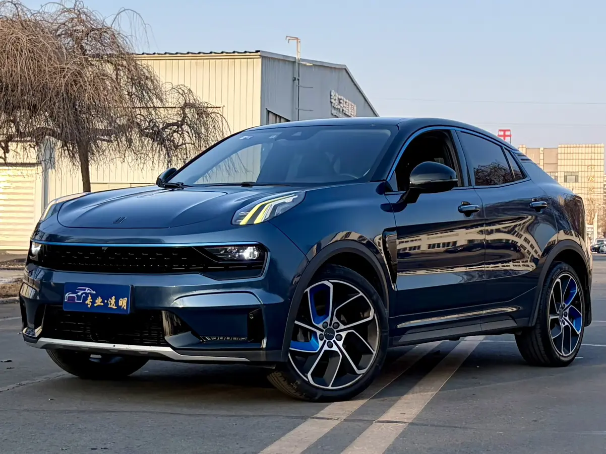 Lynk & Co 05