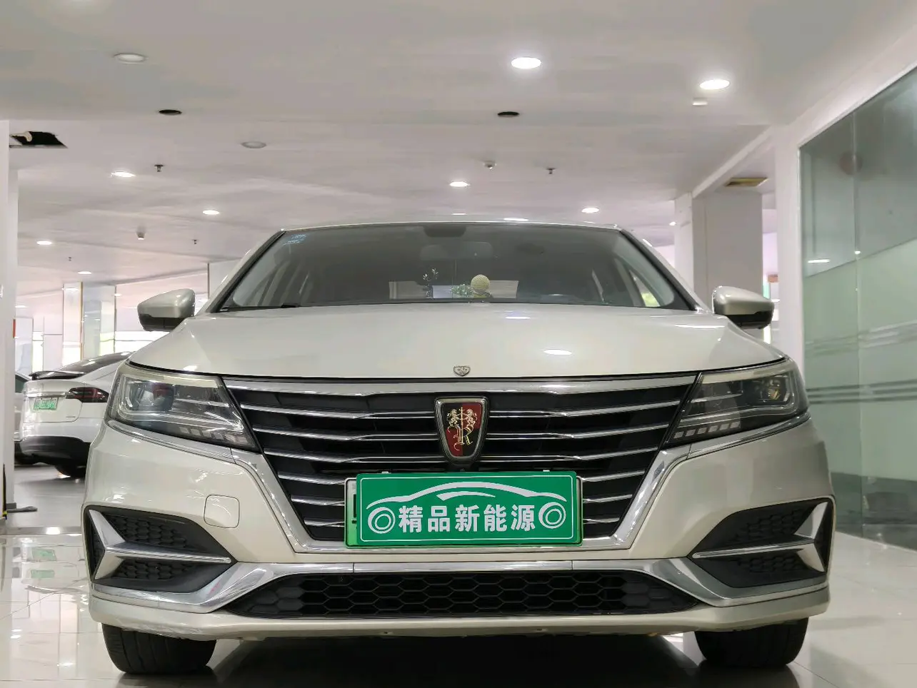 Roewe ei6