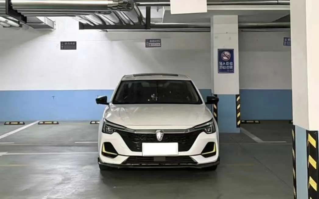 Roewe ei6 MAX