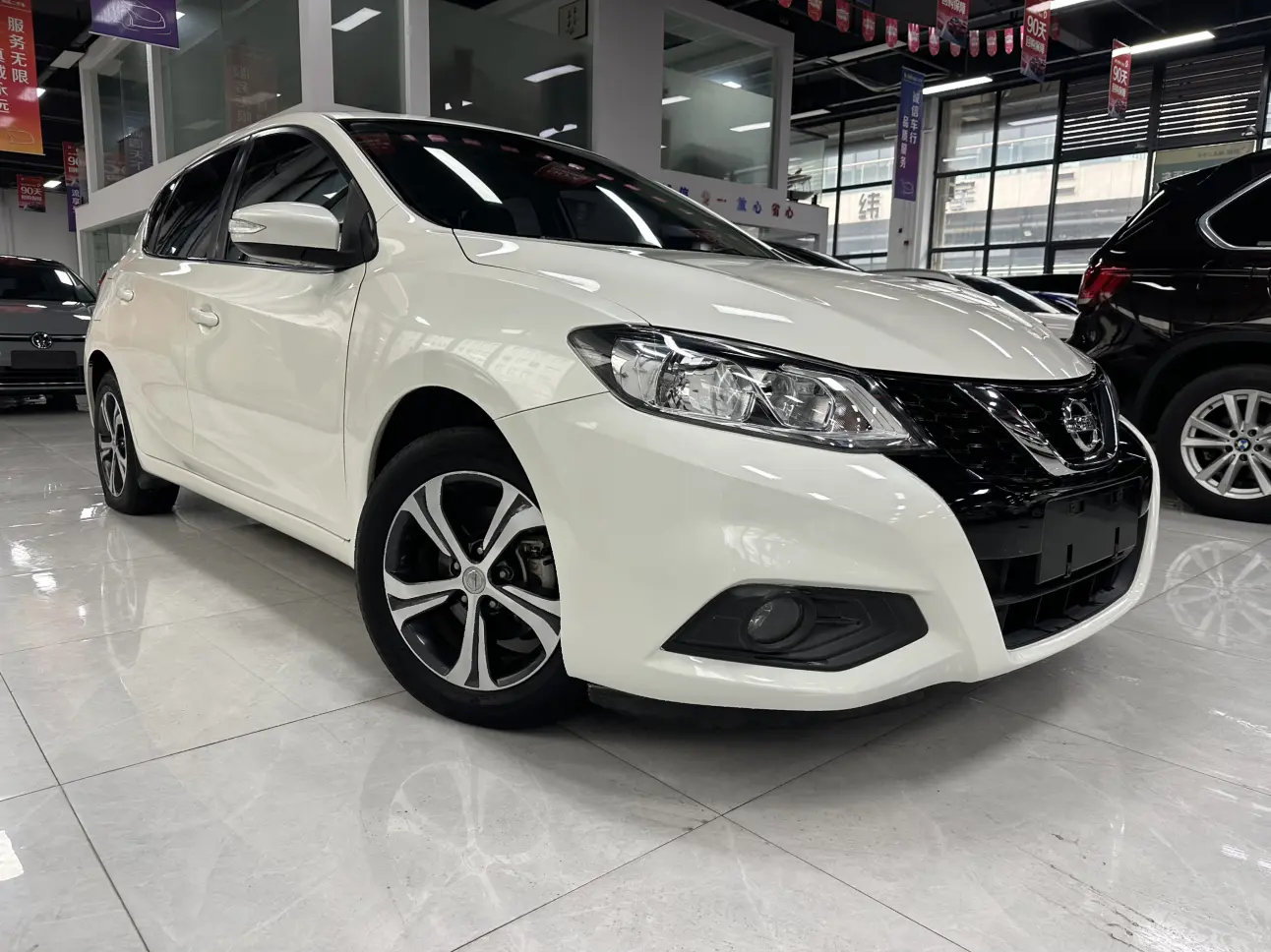 Nissan Tiida