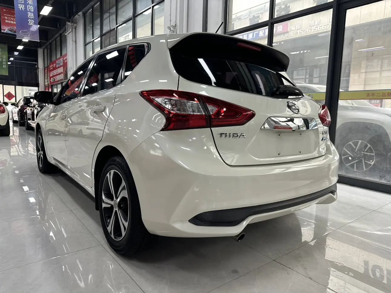 Nissan Tiida