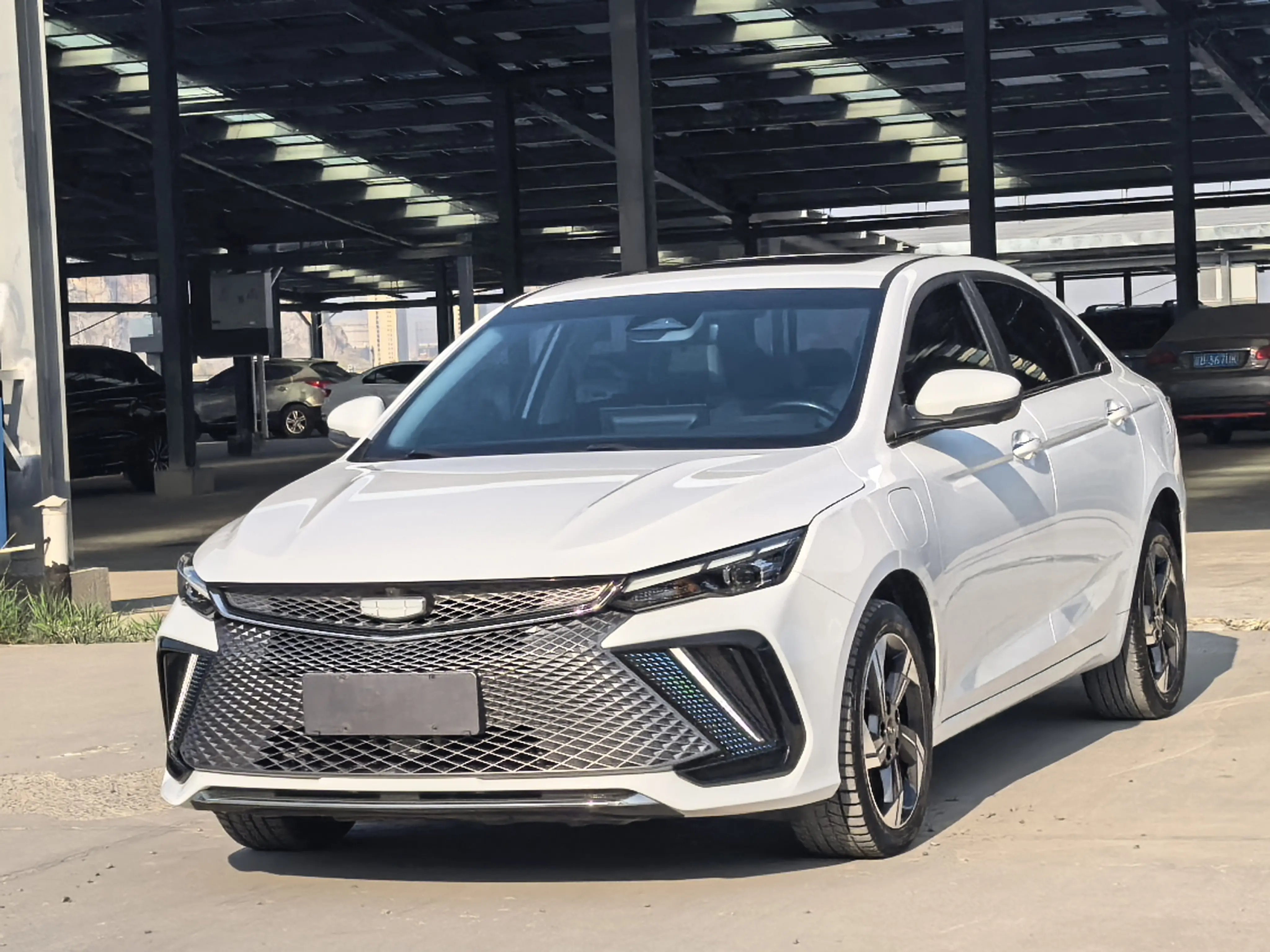 Geely Emgrand L HiP