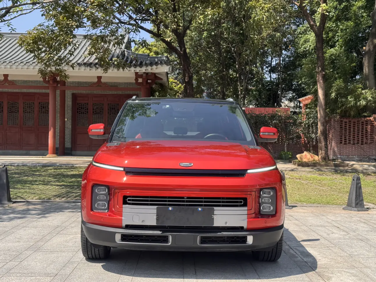 Geely ICON