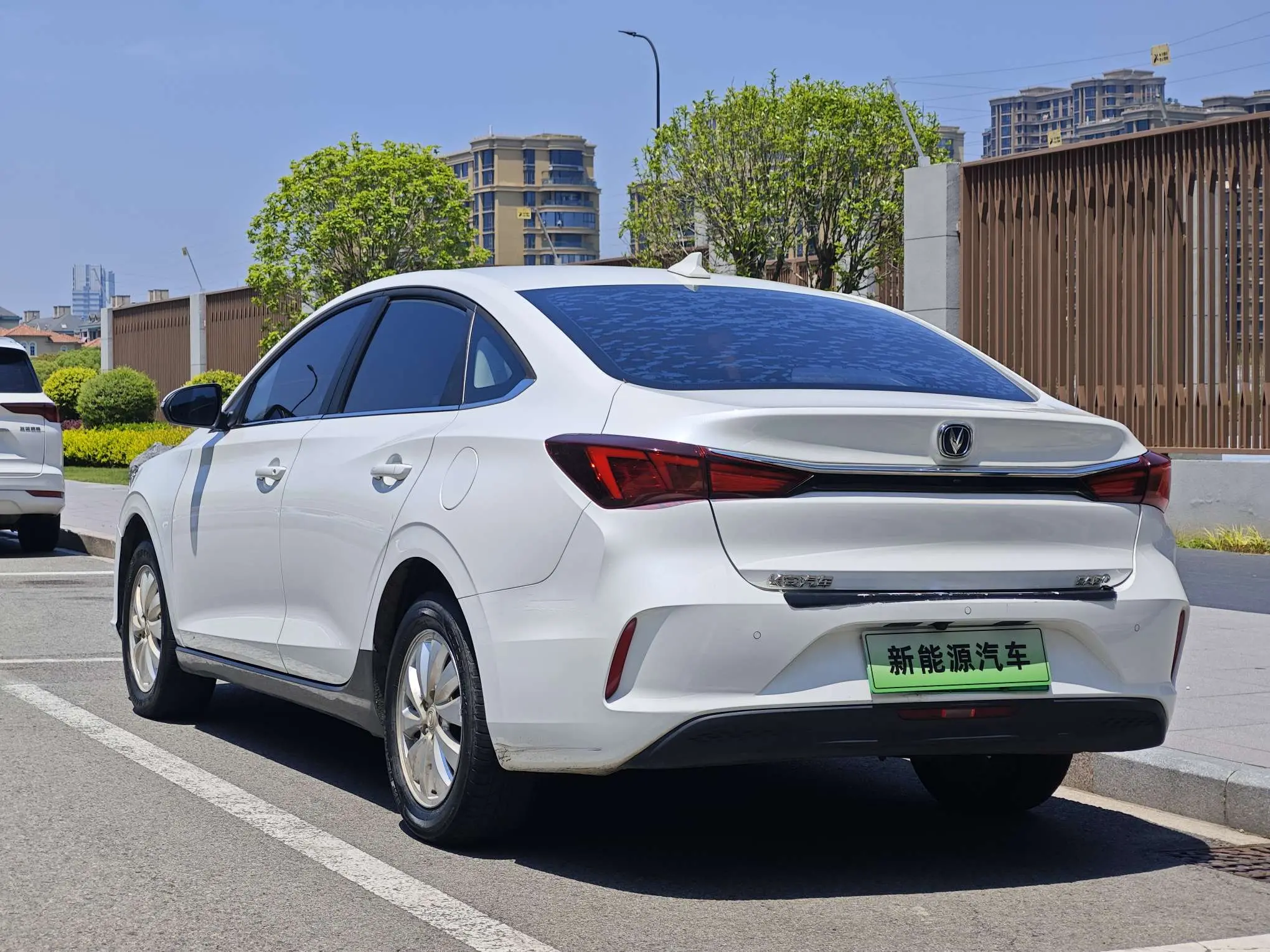 Changan Eado EV
