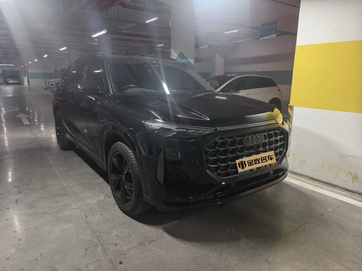 Audi Q6