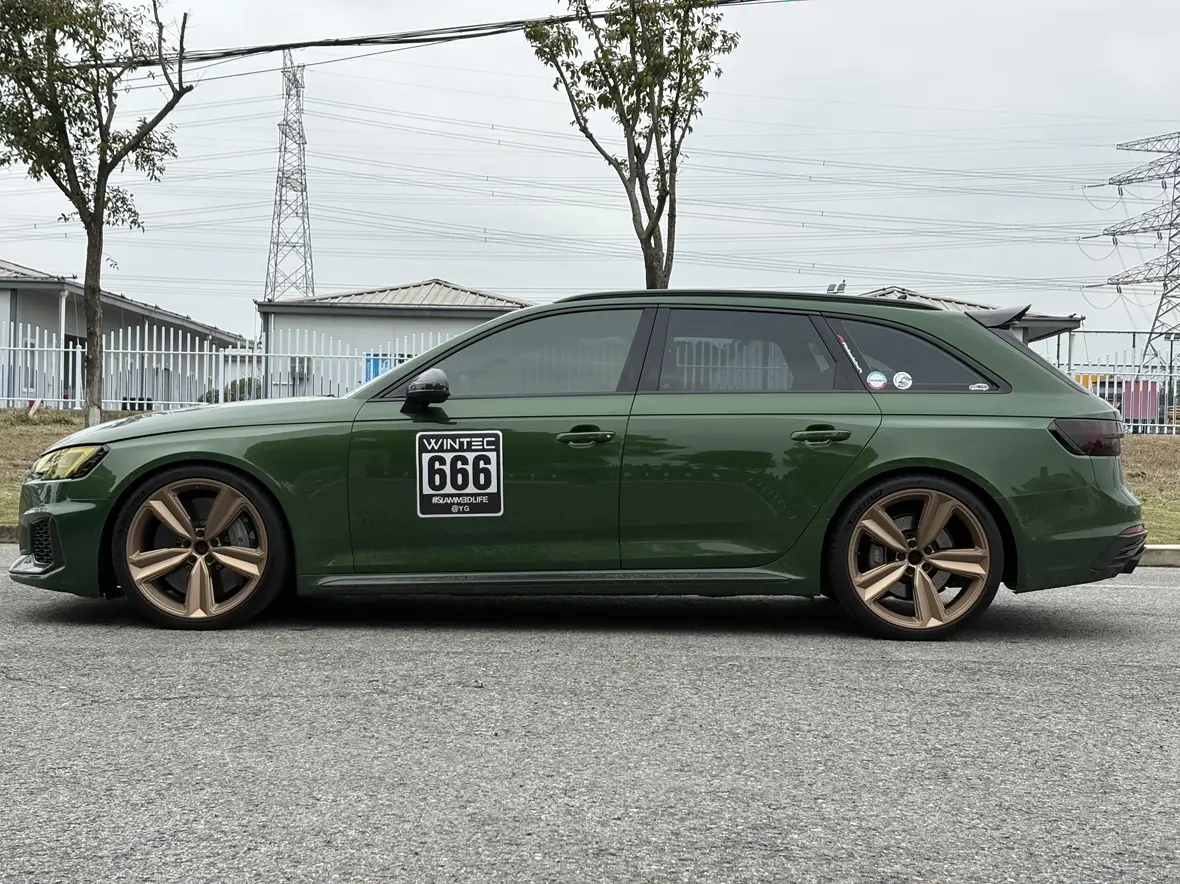 Audi RS 4