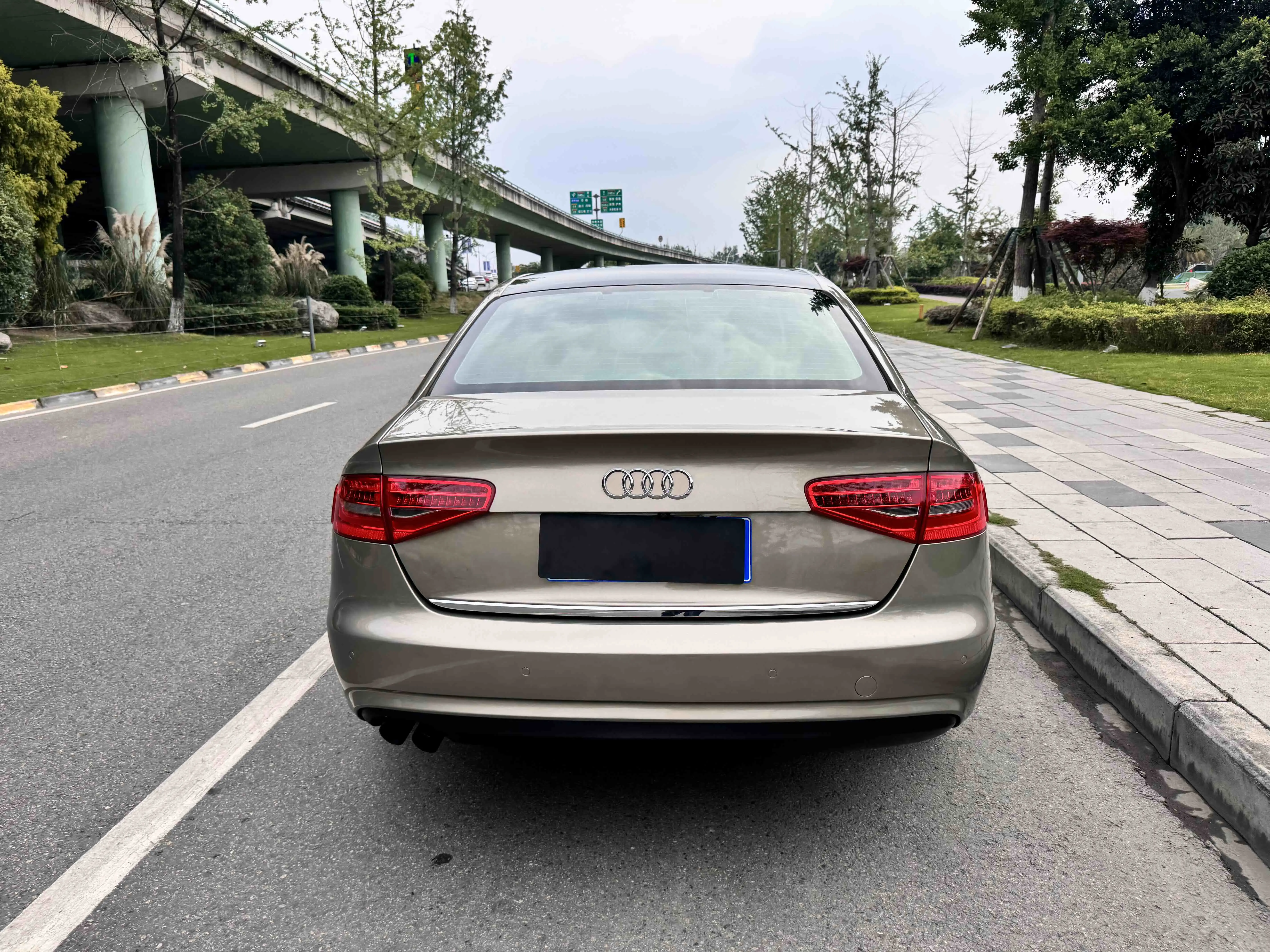 Audi A4L