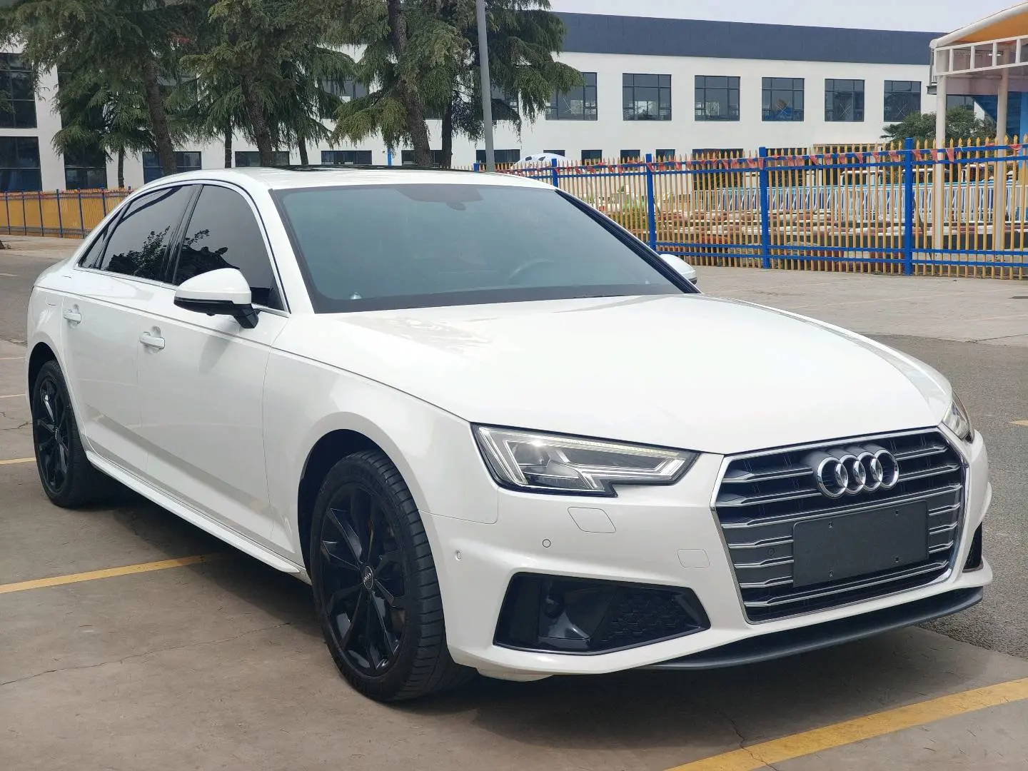 Audi A4L