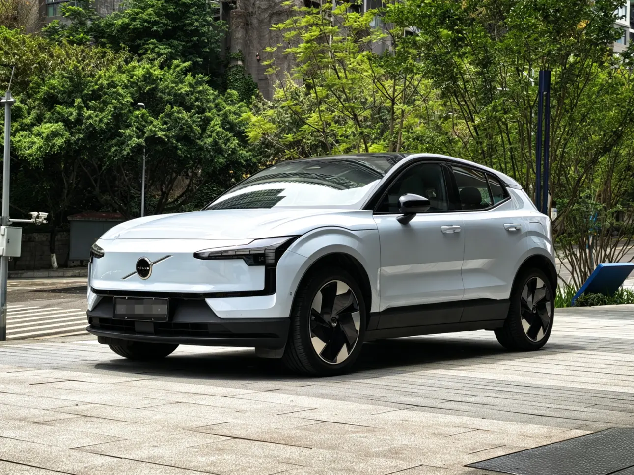 Volvo EX30