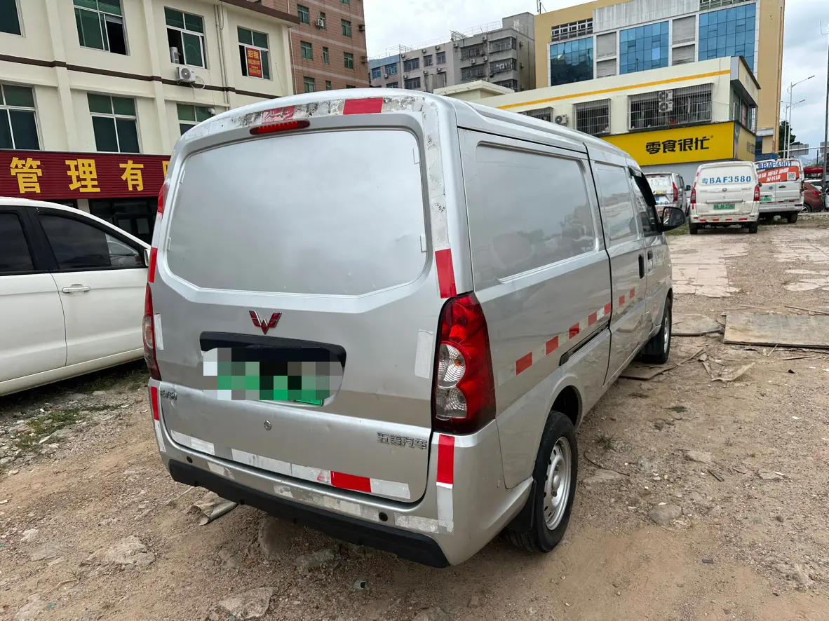 Wuling Rongguang EV
