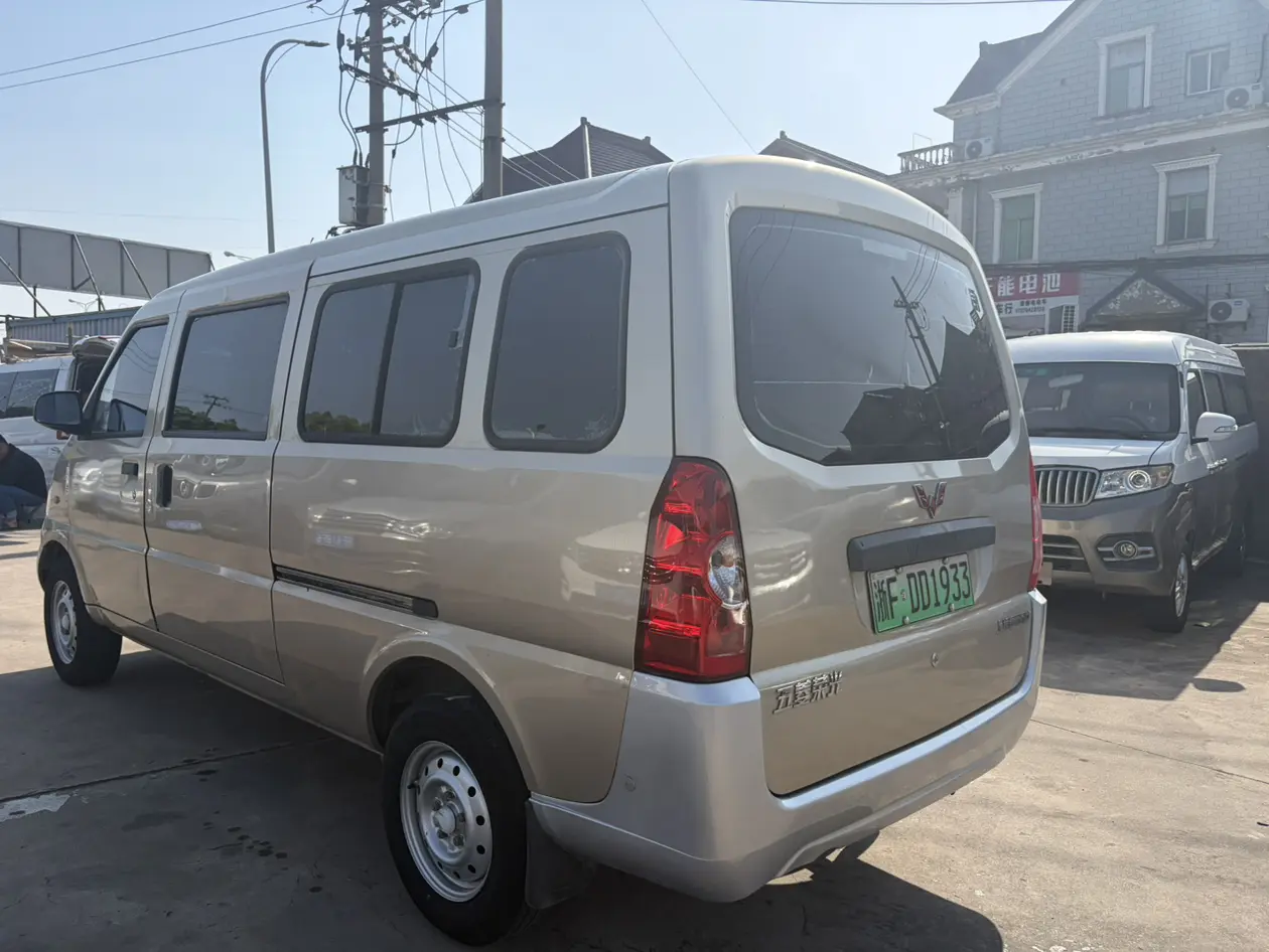 Wuling Rongguang EV