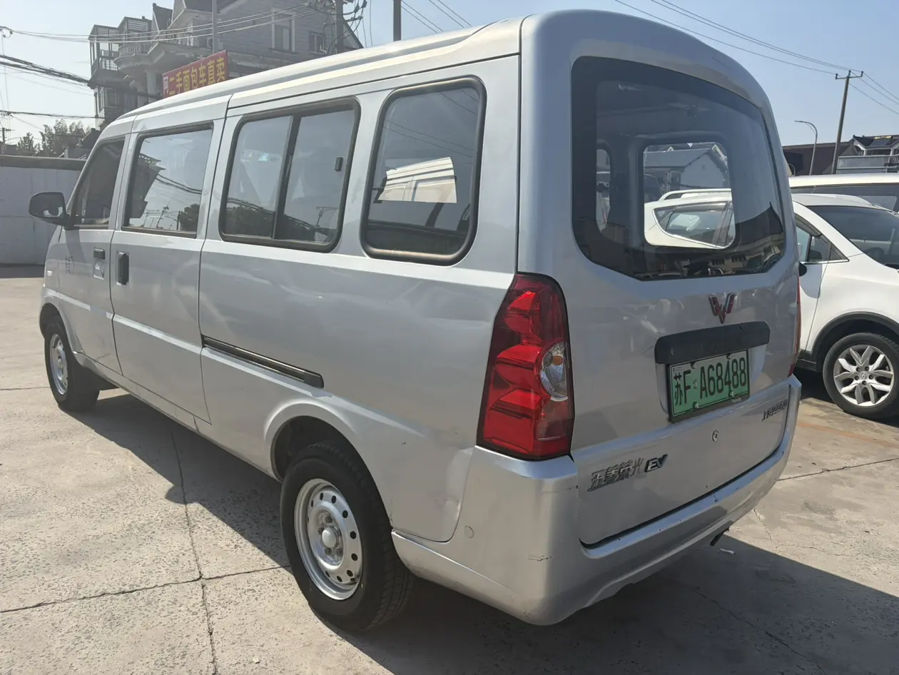 Wuling Rongguang EV
