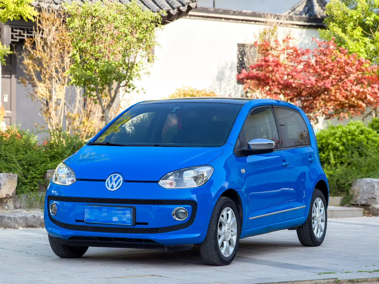 Volkswagen The public is up!