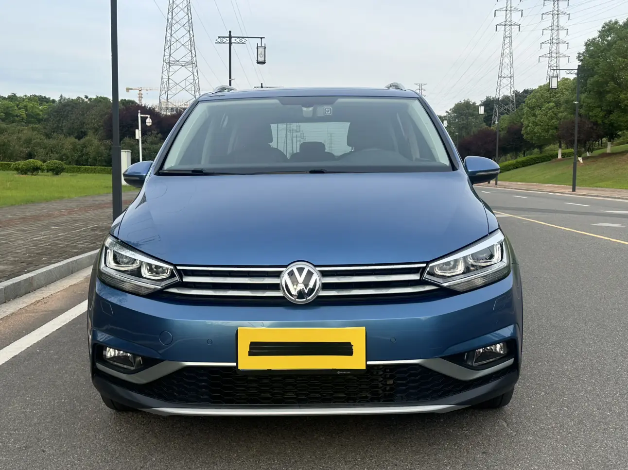 Volkswagen Touran L