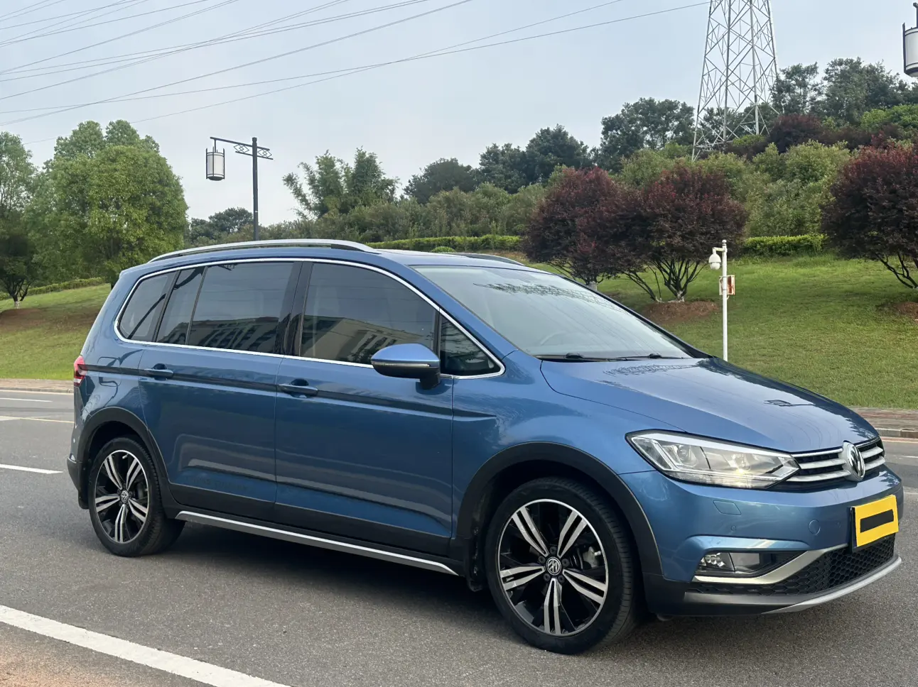 Volkswagen Touran L