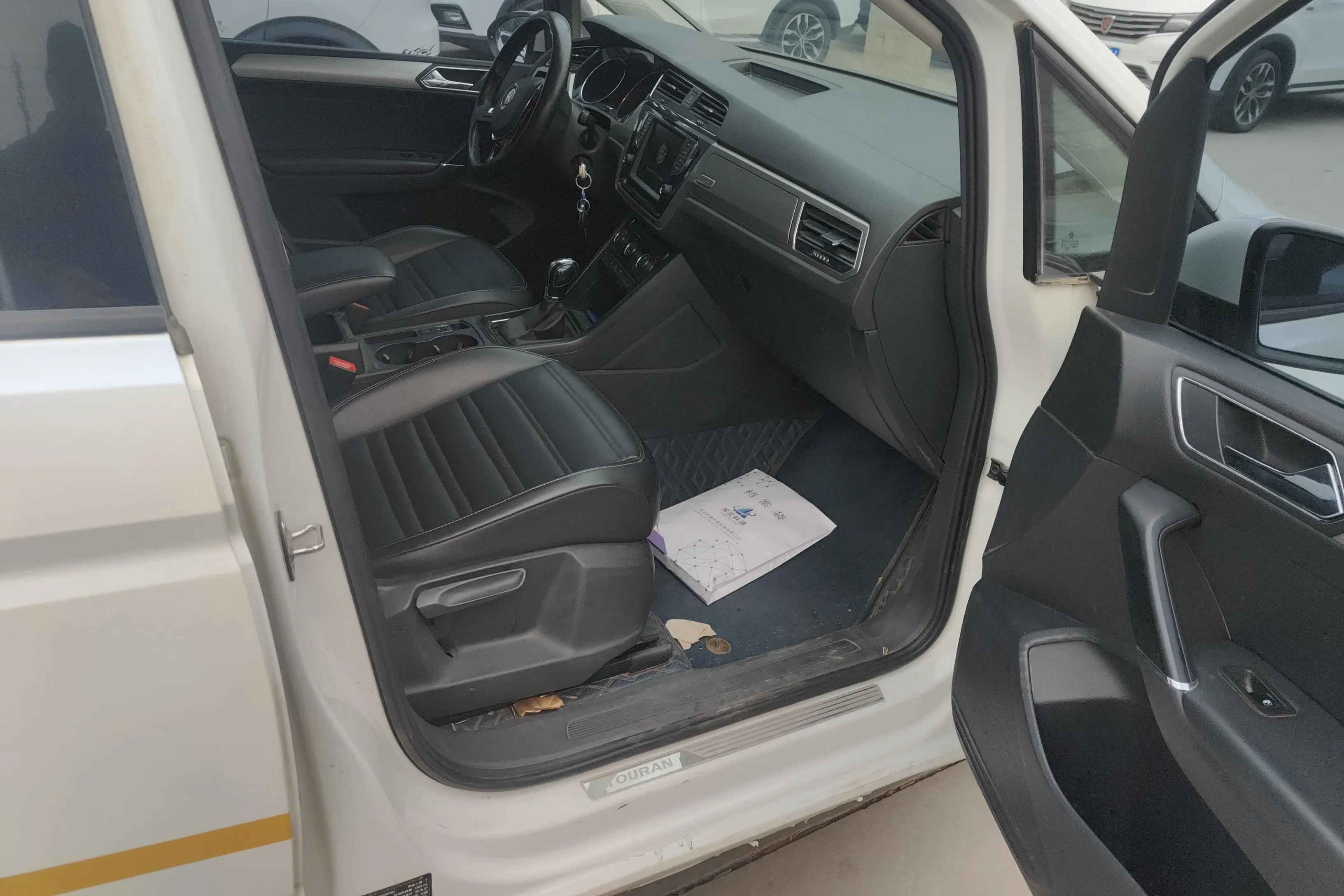 Volkswagen Touran L