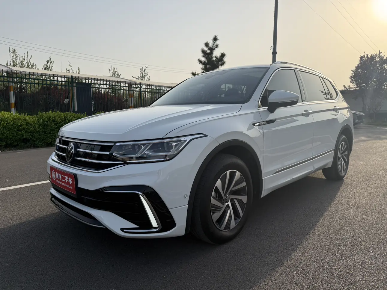 Volkswagen Tiguan L PHEV