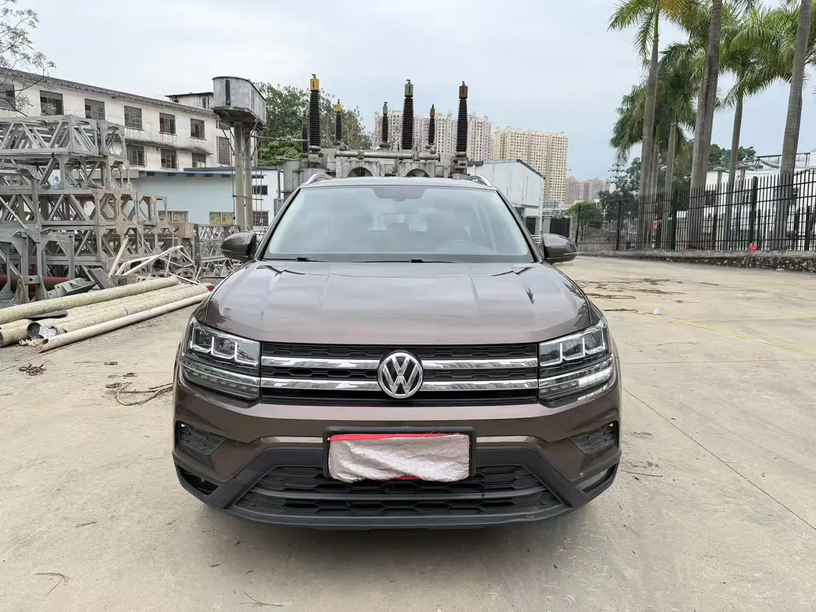 Volkswagen Tharu
