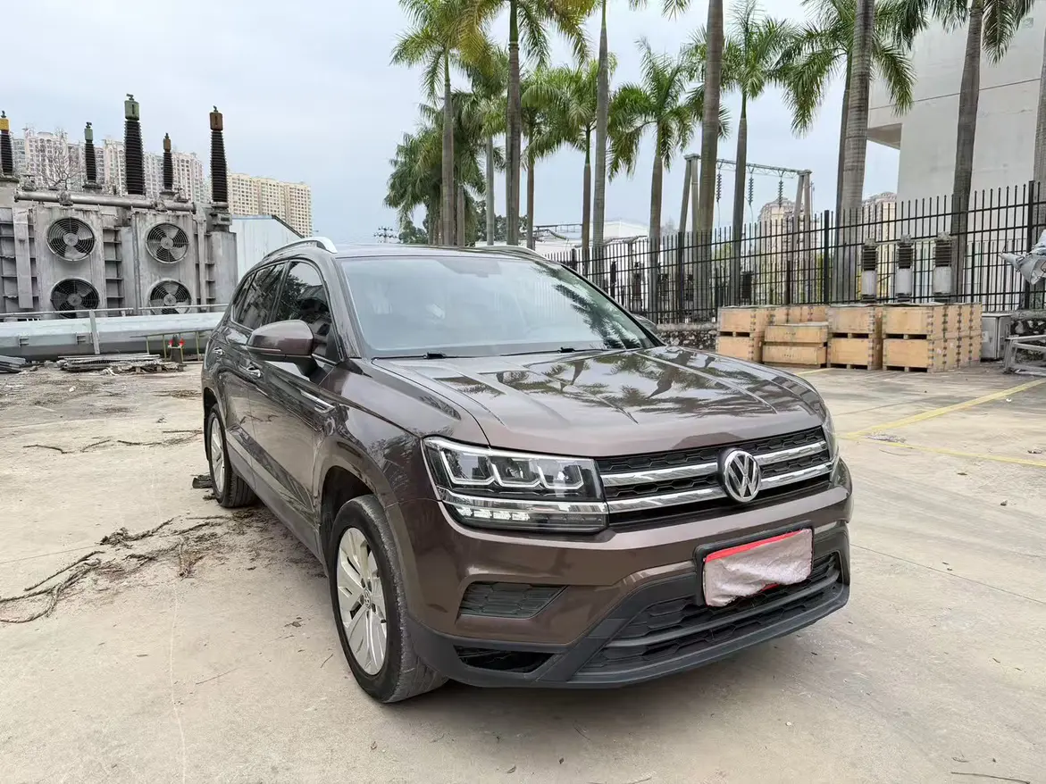 Volkswagen Tharu