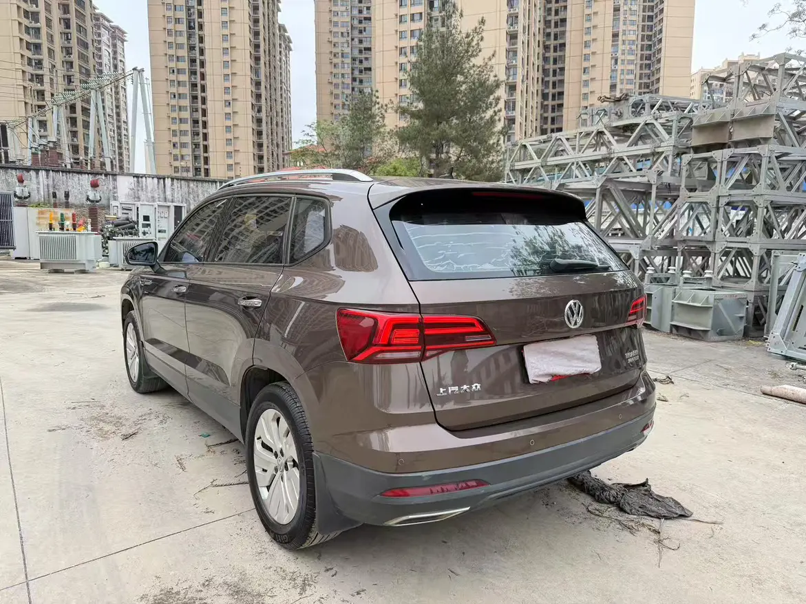Volkswagen Tharu