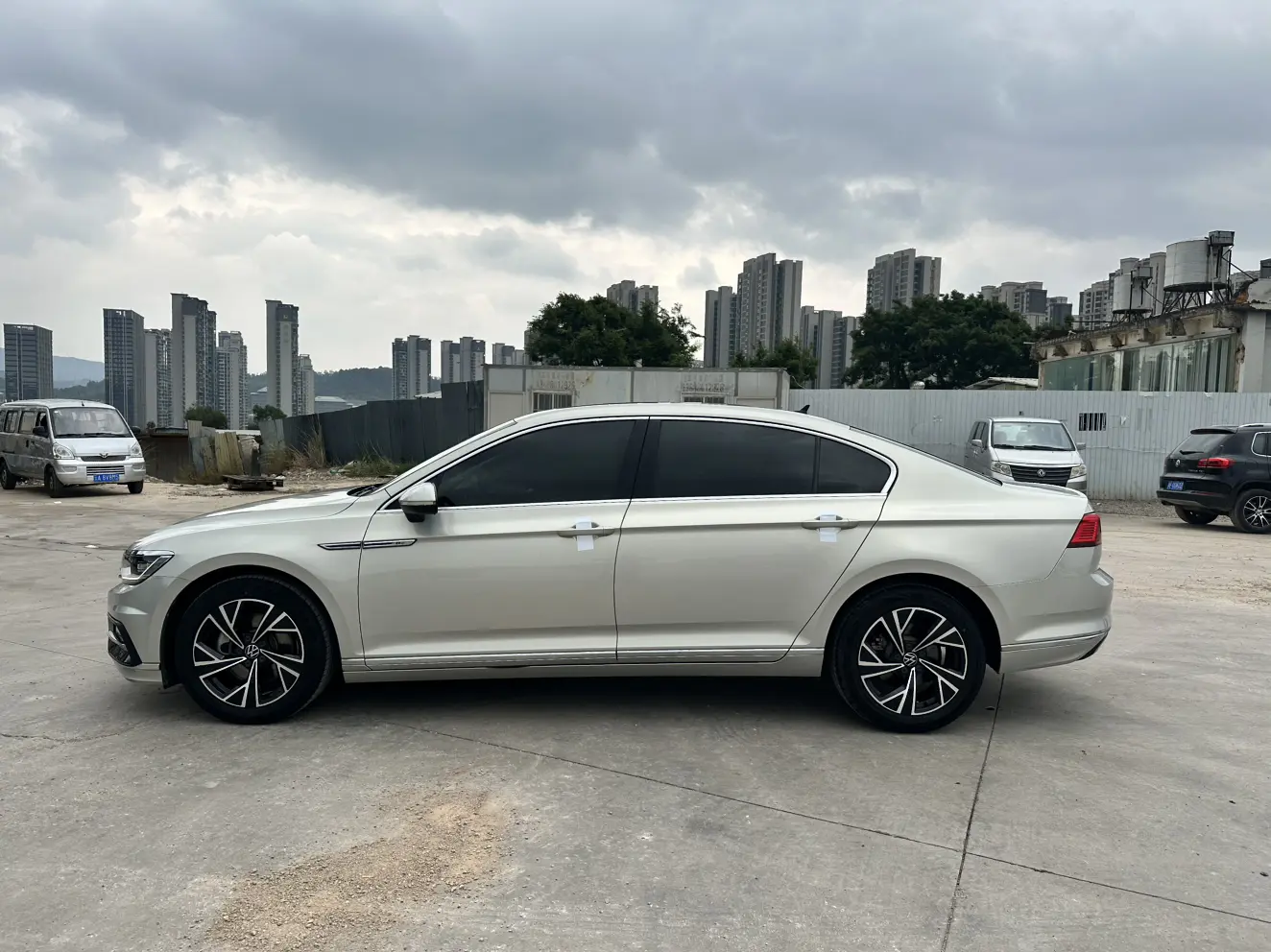 Volkswagen Magotan