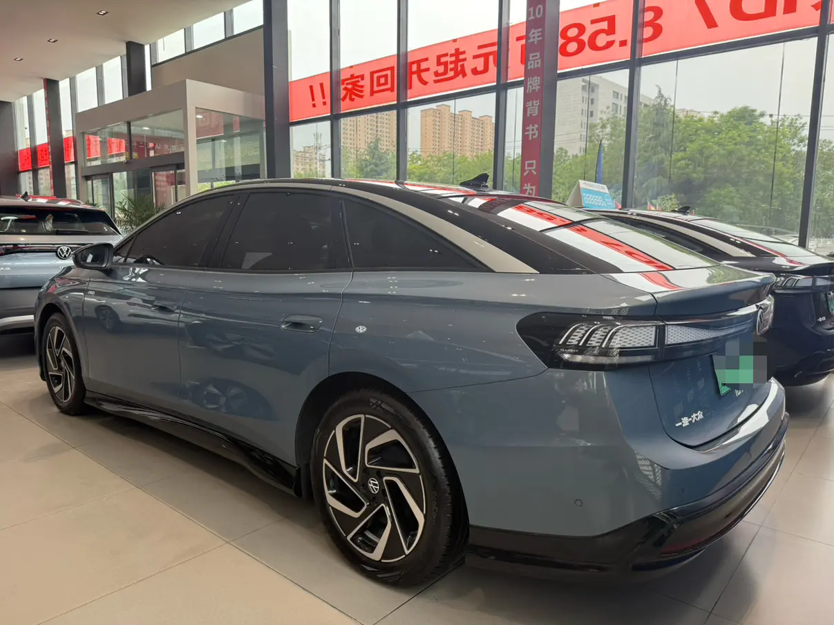 Volkswagen ID.7 VIZZION