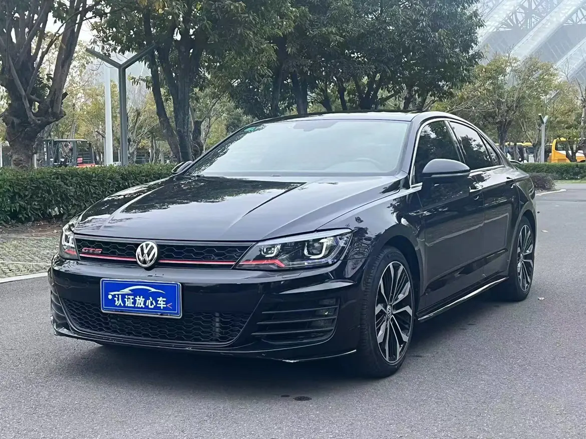 Volkswagen Lamando