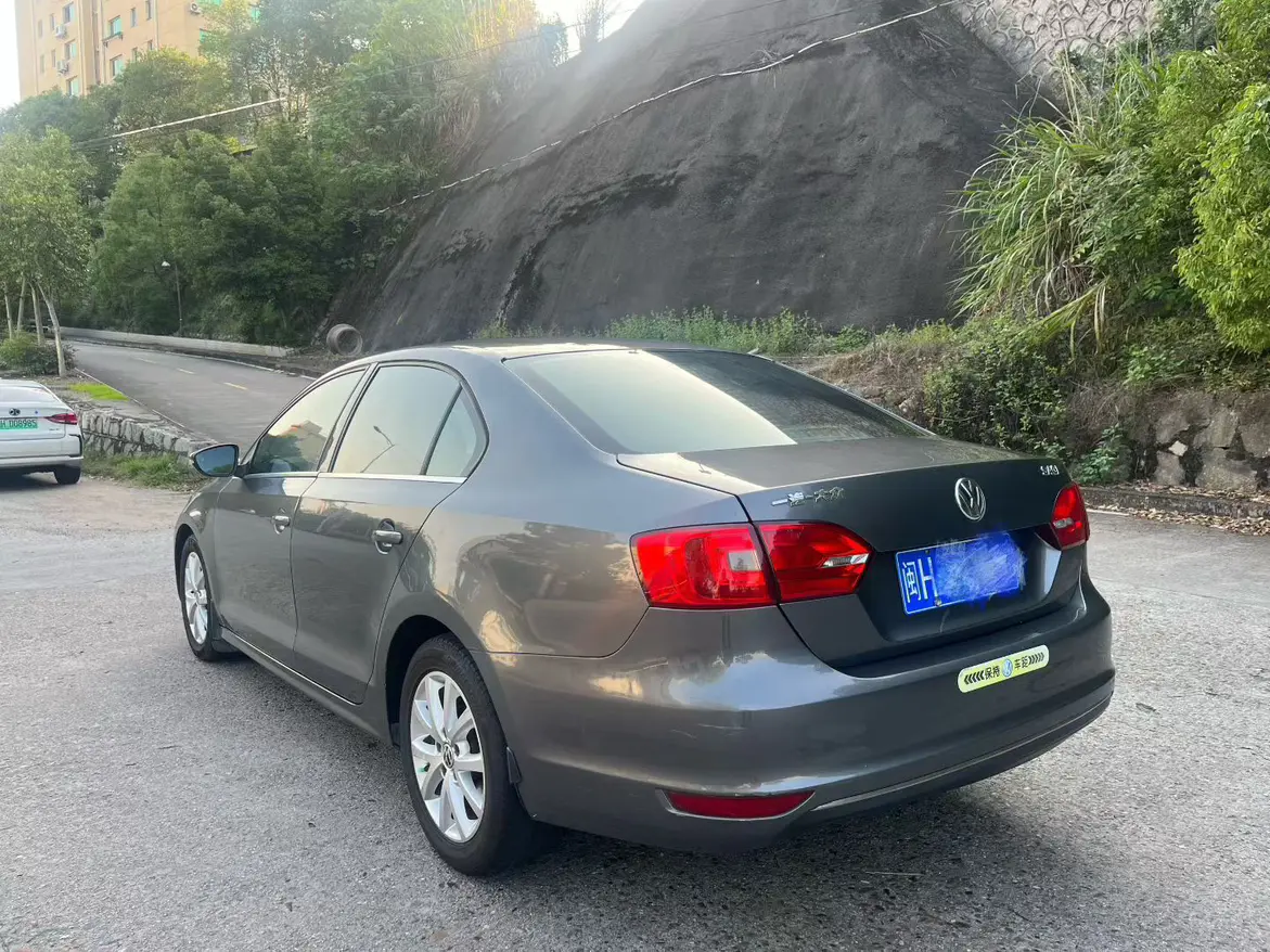 Volkswagen Sagitar